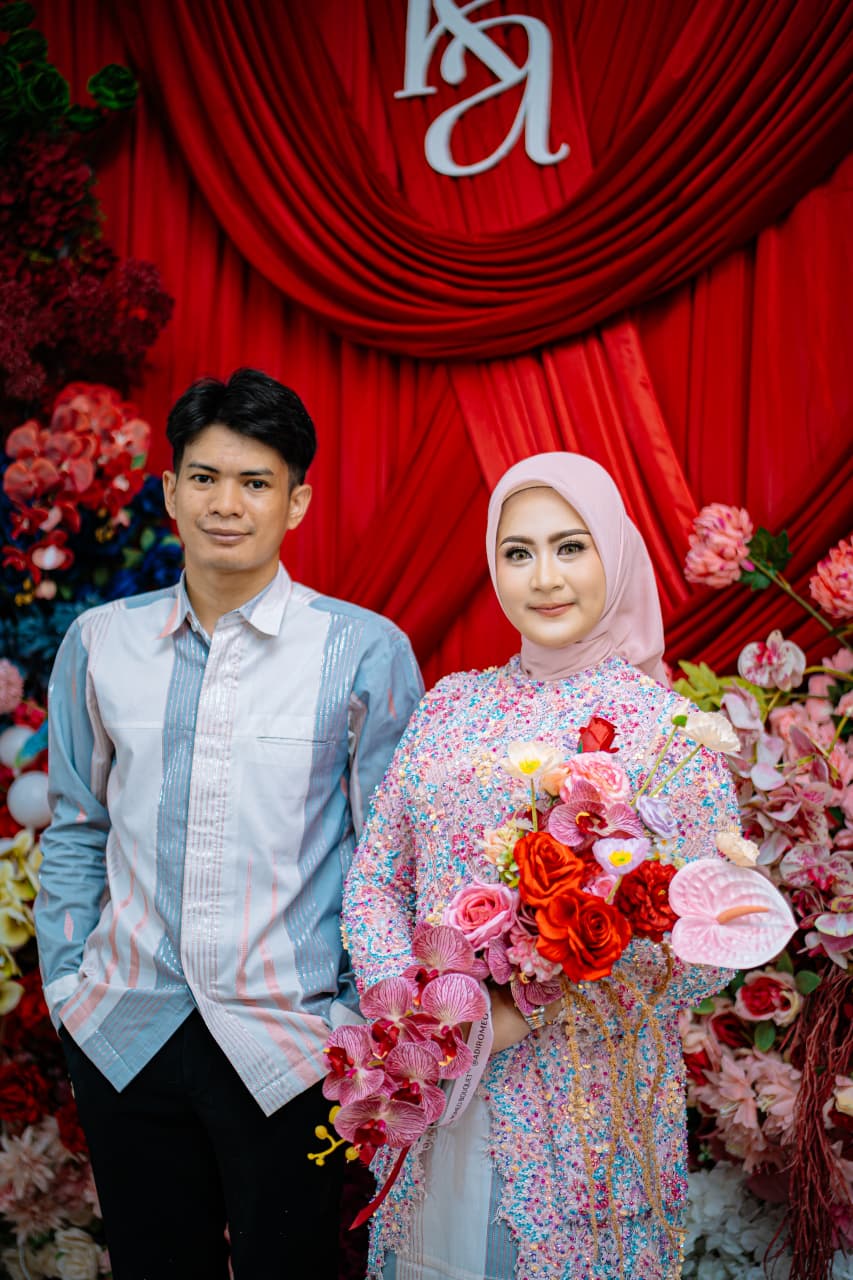 Hilman Asyrafi dan Isty Anggraeni